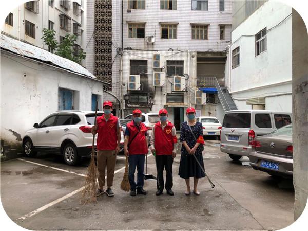我校組隊(duì)參加北門社區(qū)創(chuàng)城迎省檢迎急演練活動(dòng)