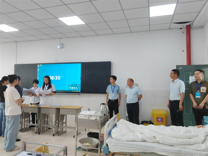 湖北省首批“長(zhǎng)期照護(hù)師”職業(yè)技能等級(jí)全國(guó)省際聯(lián)考在荊門職業(yè)學(xué)院開(kāi)考